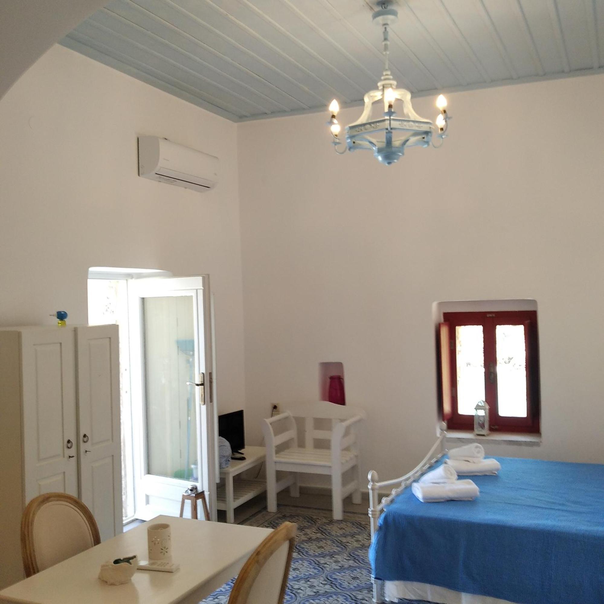 Ampelos Tower Kokkala Habitación foto