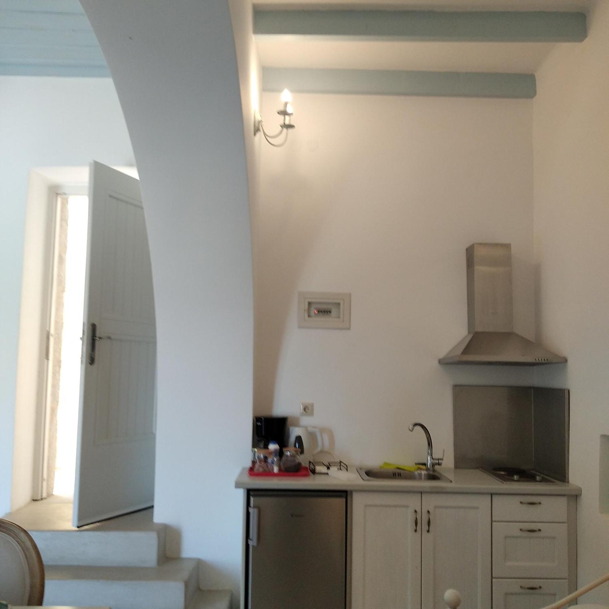 Ampelos Tower Kokkala Habitación foto